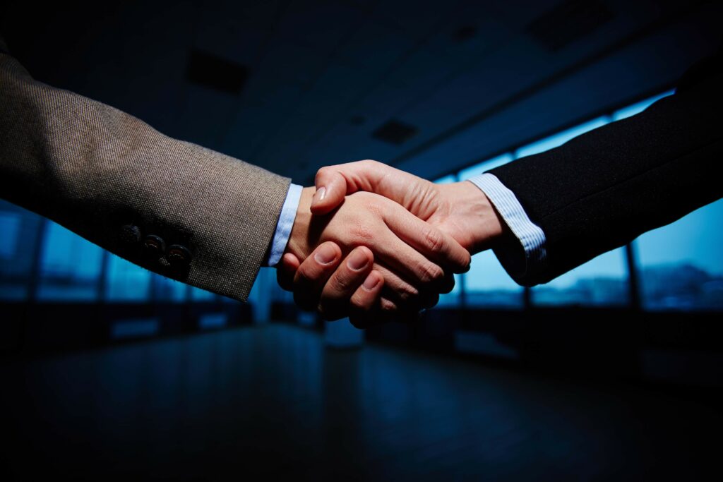Handshake businessmen