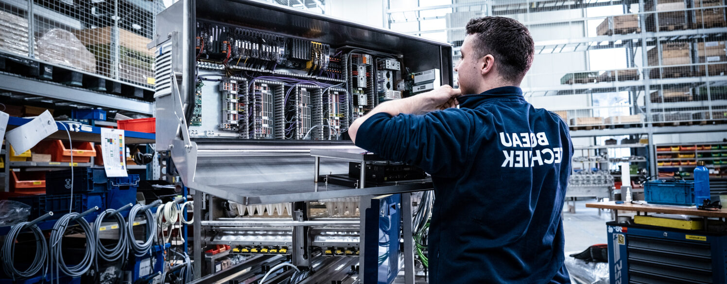 DSC00767 gespiegeld en verkleind