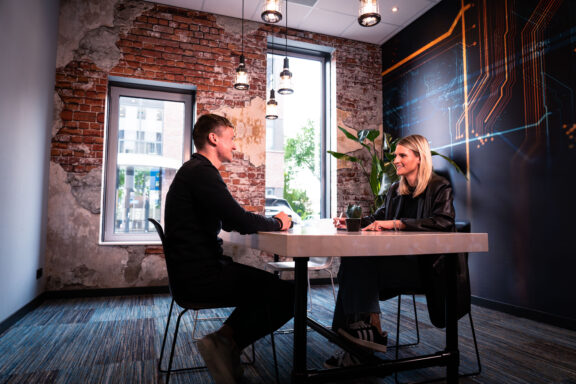 Interne collega's Robin & Peter tafel